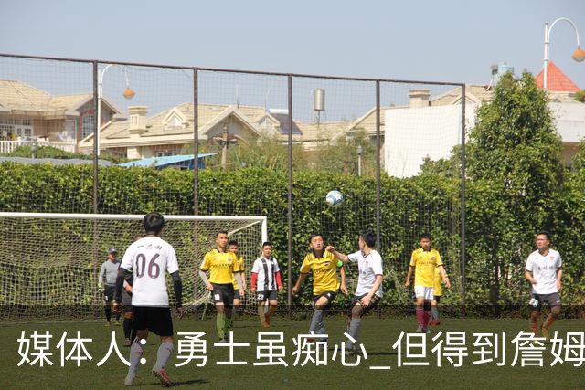 媒体人：勇士虽痴心 但得到詹姆斯的概率不及骑士 热火甚至是快船